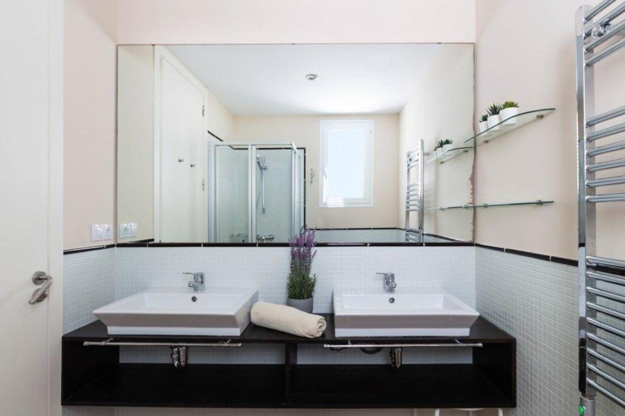 Ferienvilla, Mit Pool, Grosser Terrasse Und Atemberaubenden Meerblick U Bergblick Ferienhaus *