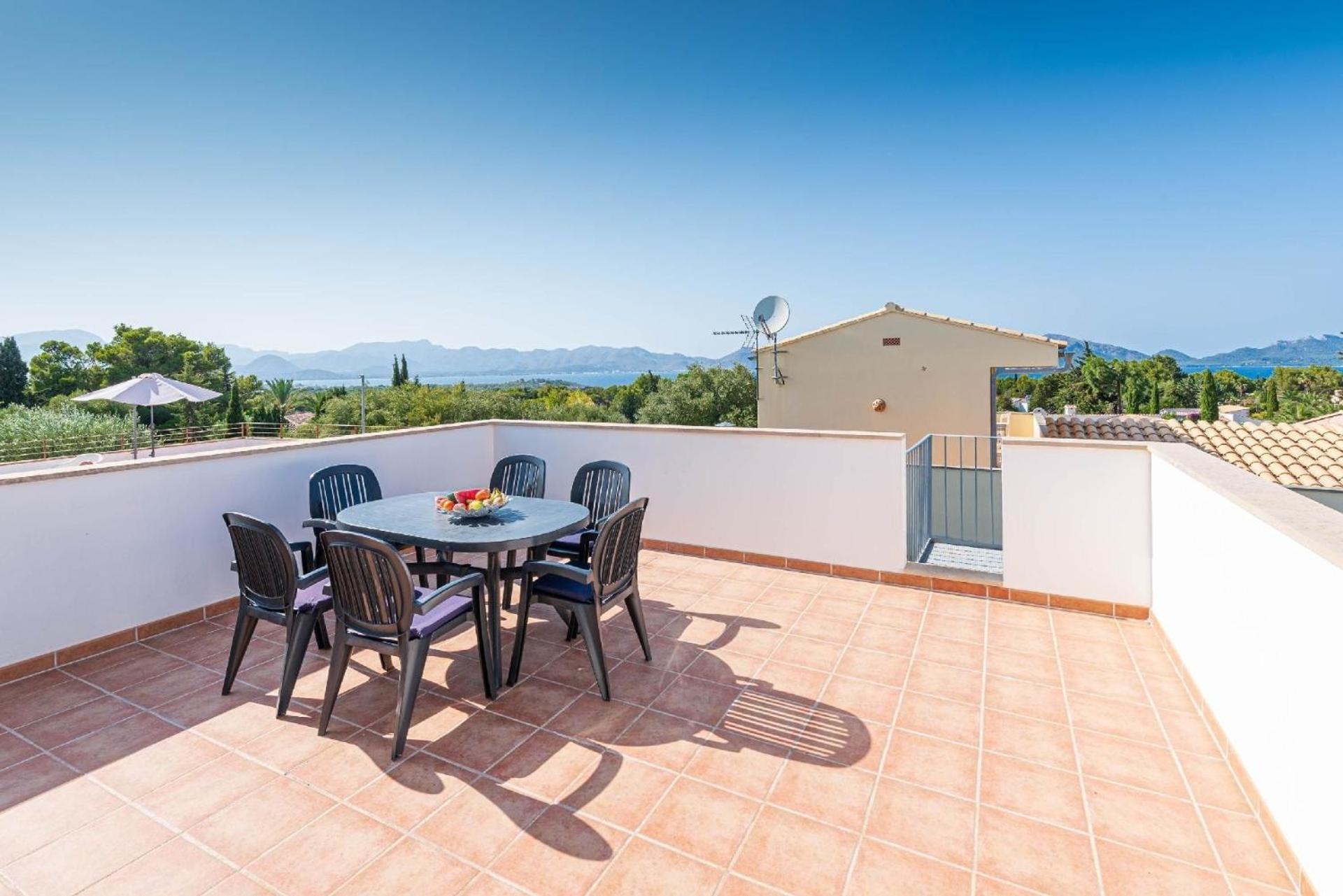 Ferienvilla, Mit Pool, Grosser Terrasse Und Atemberaubenden Meerblick U Bergblick Ferienhaus Alcúdia