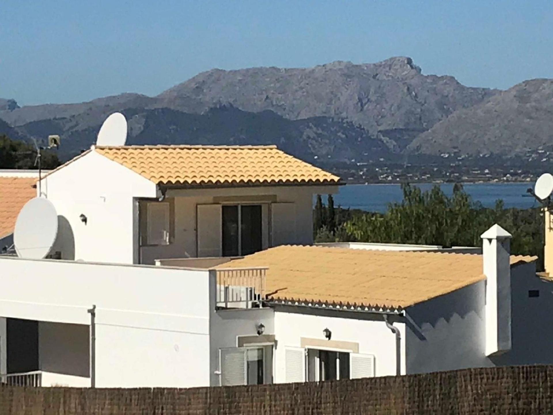 Ferienvilla, Mit Pool, Grosser Terrasse Und Atemberaubenden Meerblick U Bergblick Ferienhaus *
